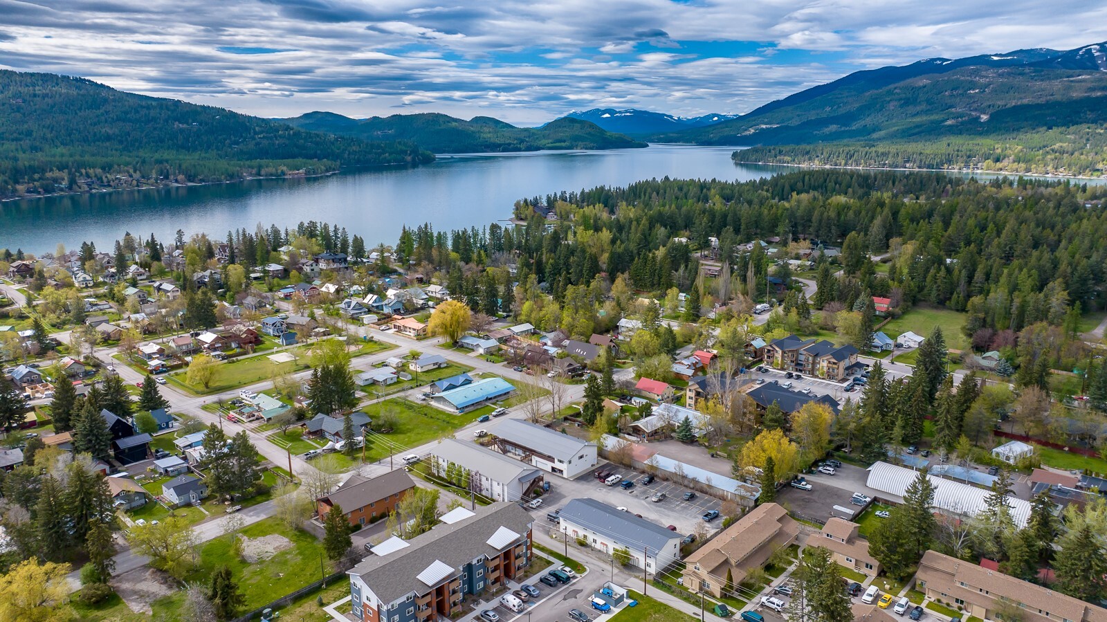 Property Photo:  121 Iowa Avenue 1B  MT 59937 