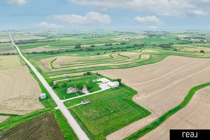 31506 Pioneer Trail  Treynor IA 51575 photo