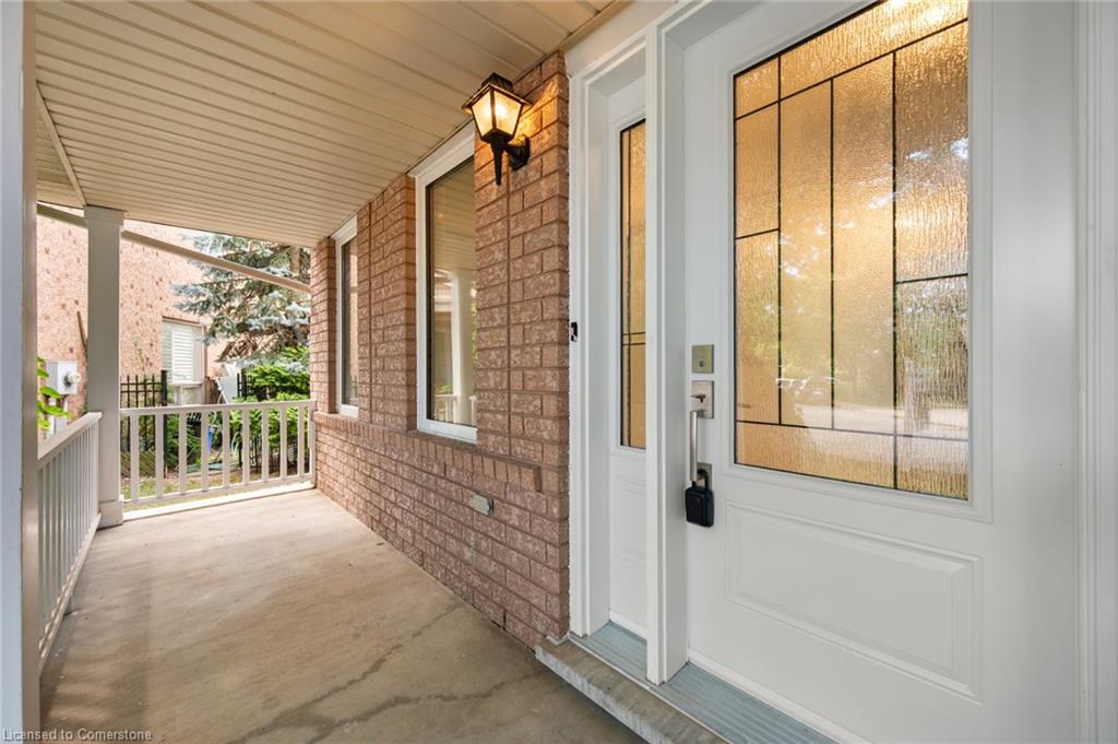 Property Photo: 2170 Birchleaf Lane ON L7L 6G8
