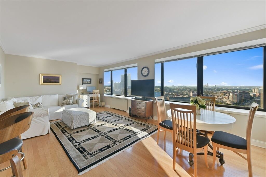 Property Photo: 85 East India Row 25H MA 02110