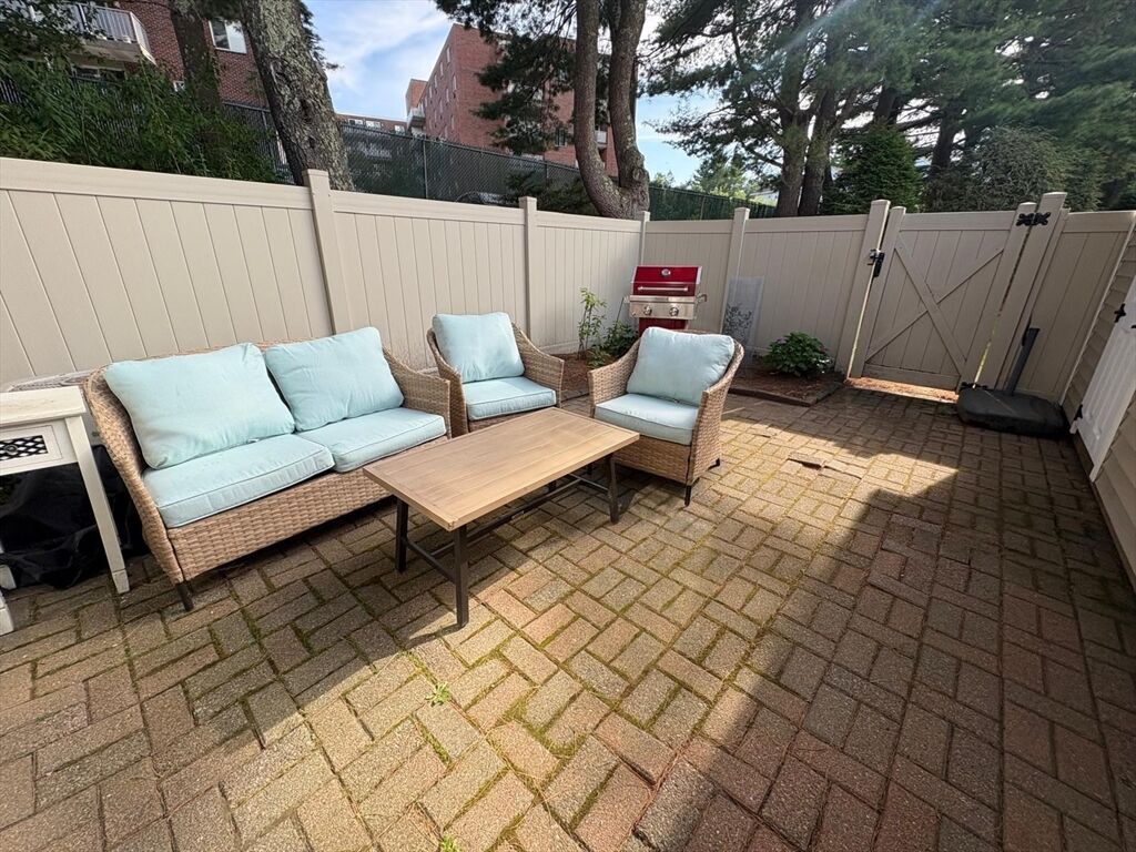 Property Photo: 1801 Windsor Dr 1801 MA 01701