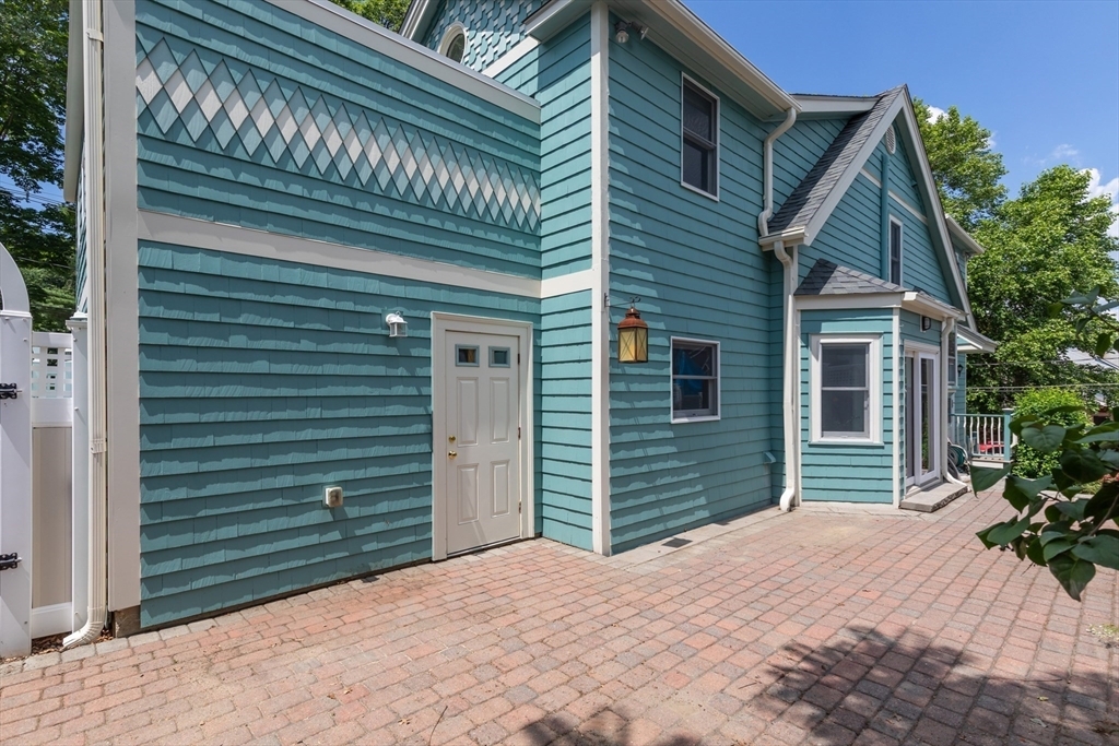Property Photo:  1 Spinney Ter  MA 02478 