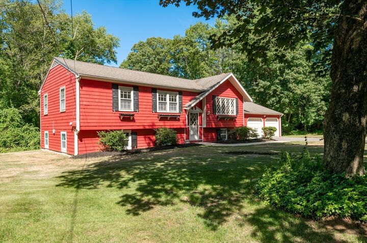 Property Photo:  5 Parish Road  MA 01833 