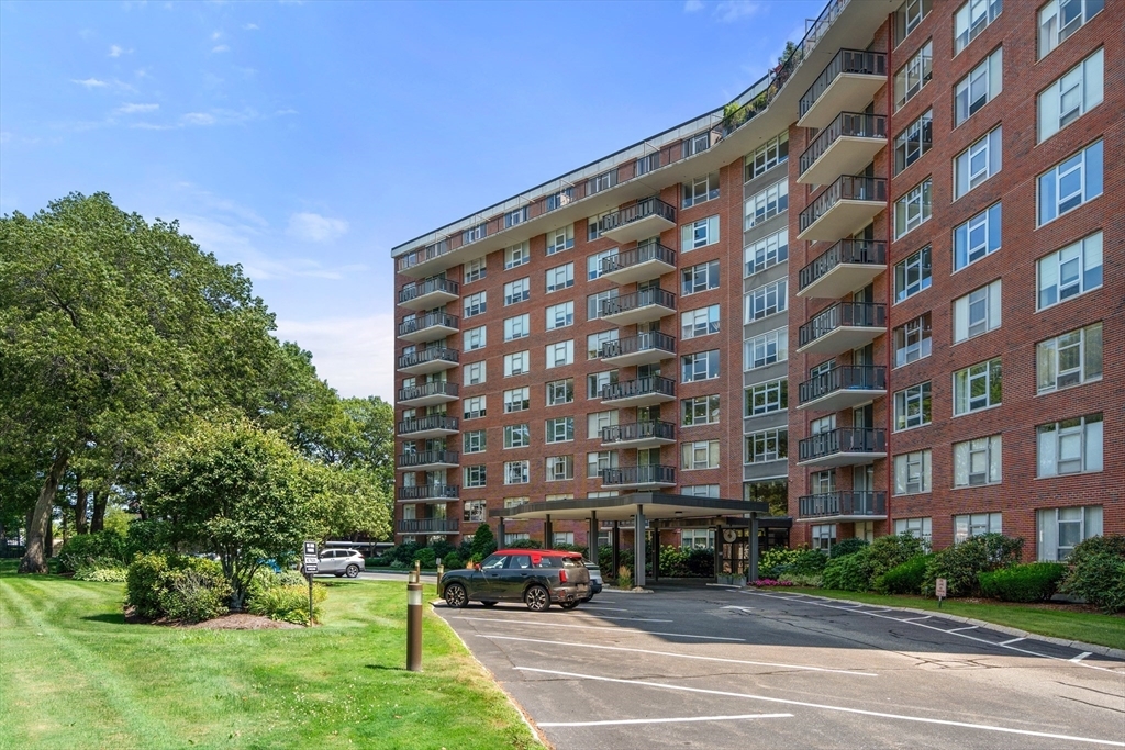 Property Photo: 280 Boylston St 508 MA 02467
