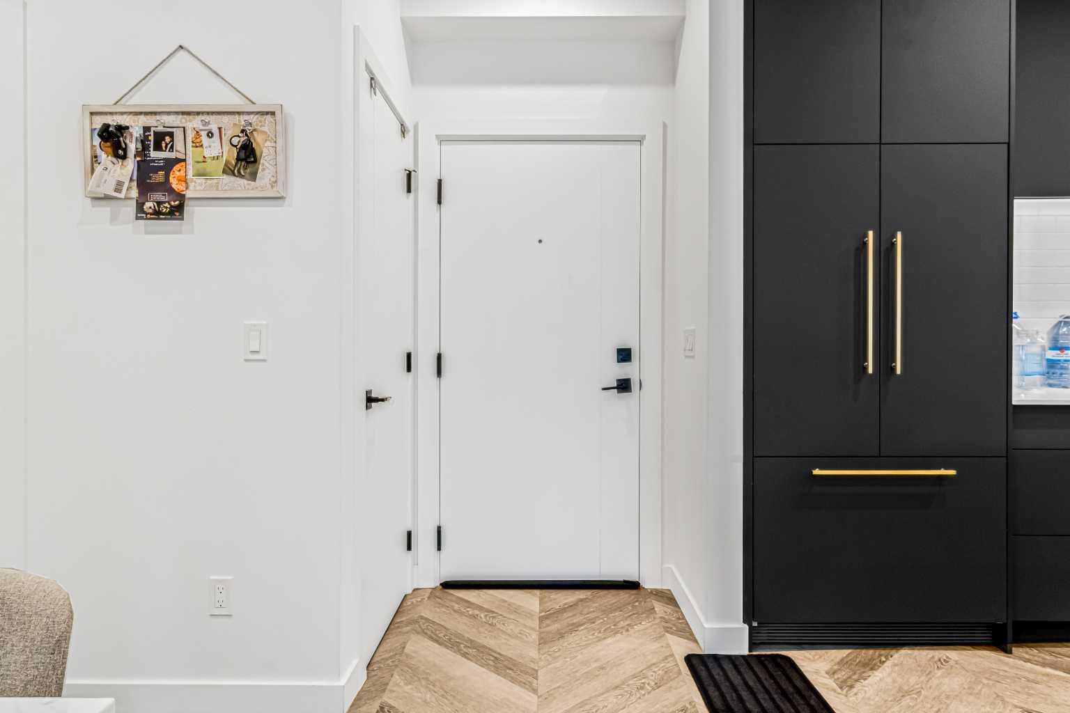 Property Photo: 4275 Norford Avenue NW 319 AB T3B 6M2