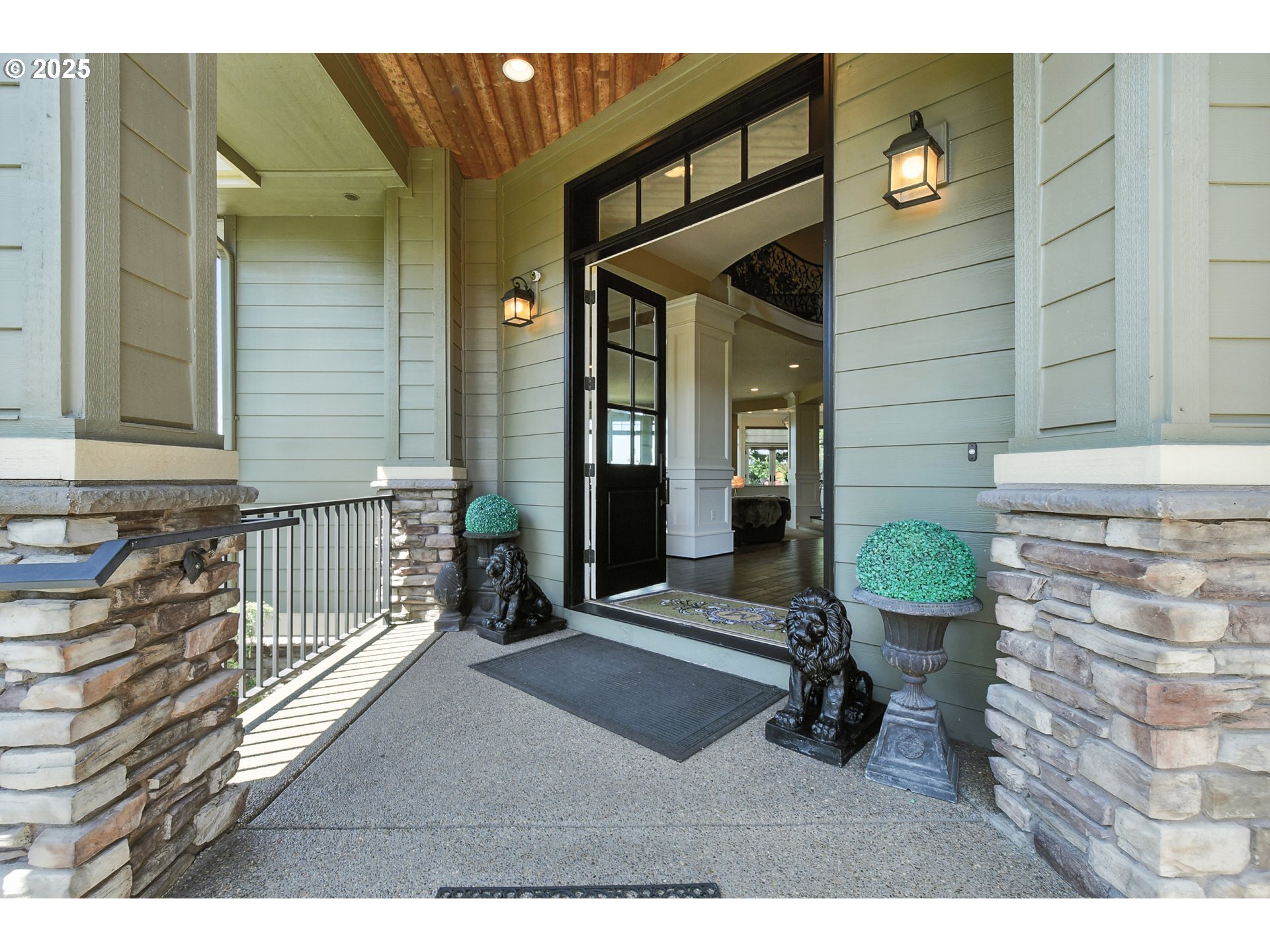 Property Photo: 1672 NW Juneau Ct WA 98607
