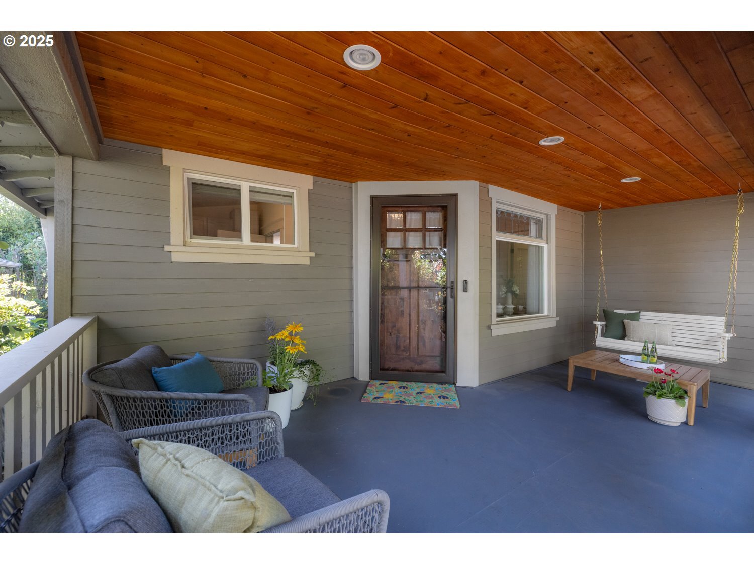 Property Photo: 2951 N Willamette Blvd OR 97217