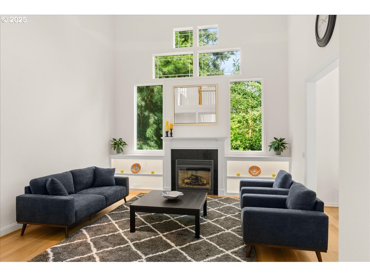 Property Photo: 11905 SW 60th Ave OR 97219