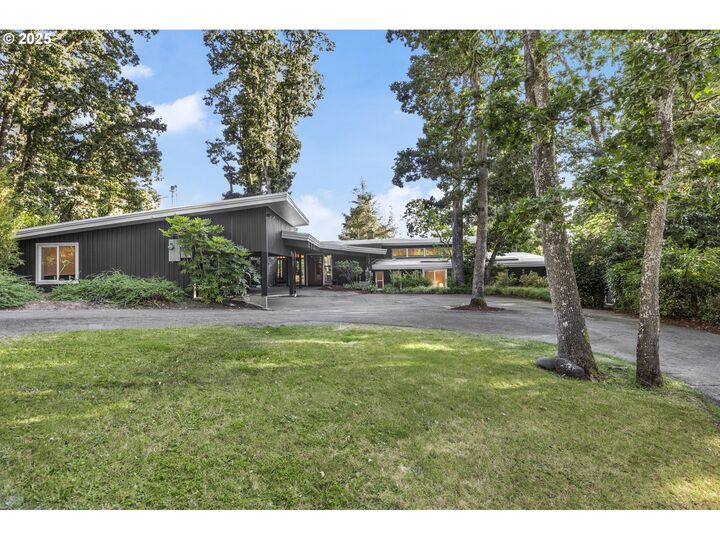 2606 Spring Blvd  Eugene OR 97403 photo