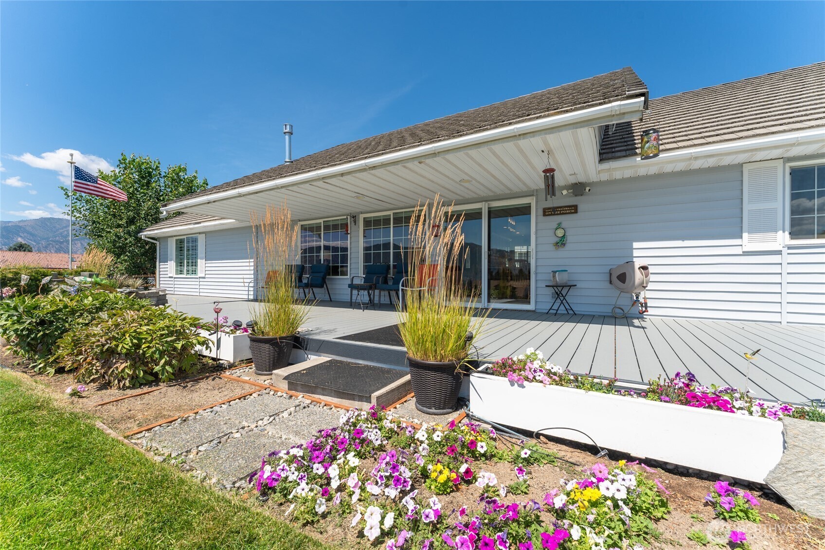 Property Photo: 52 Hilly Lane WA 98831