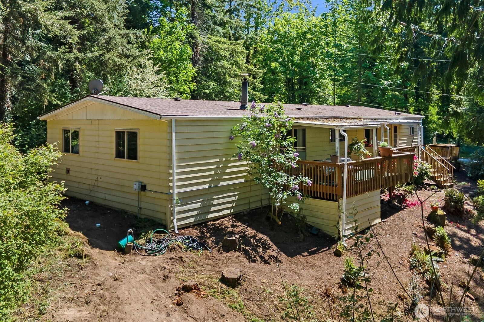 Property Photo: 987 Rowe Road WA 98282