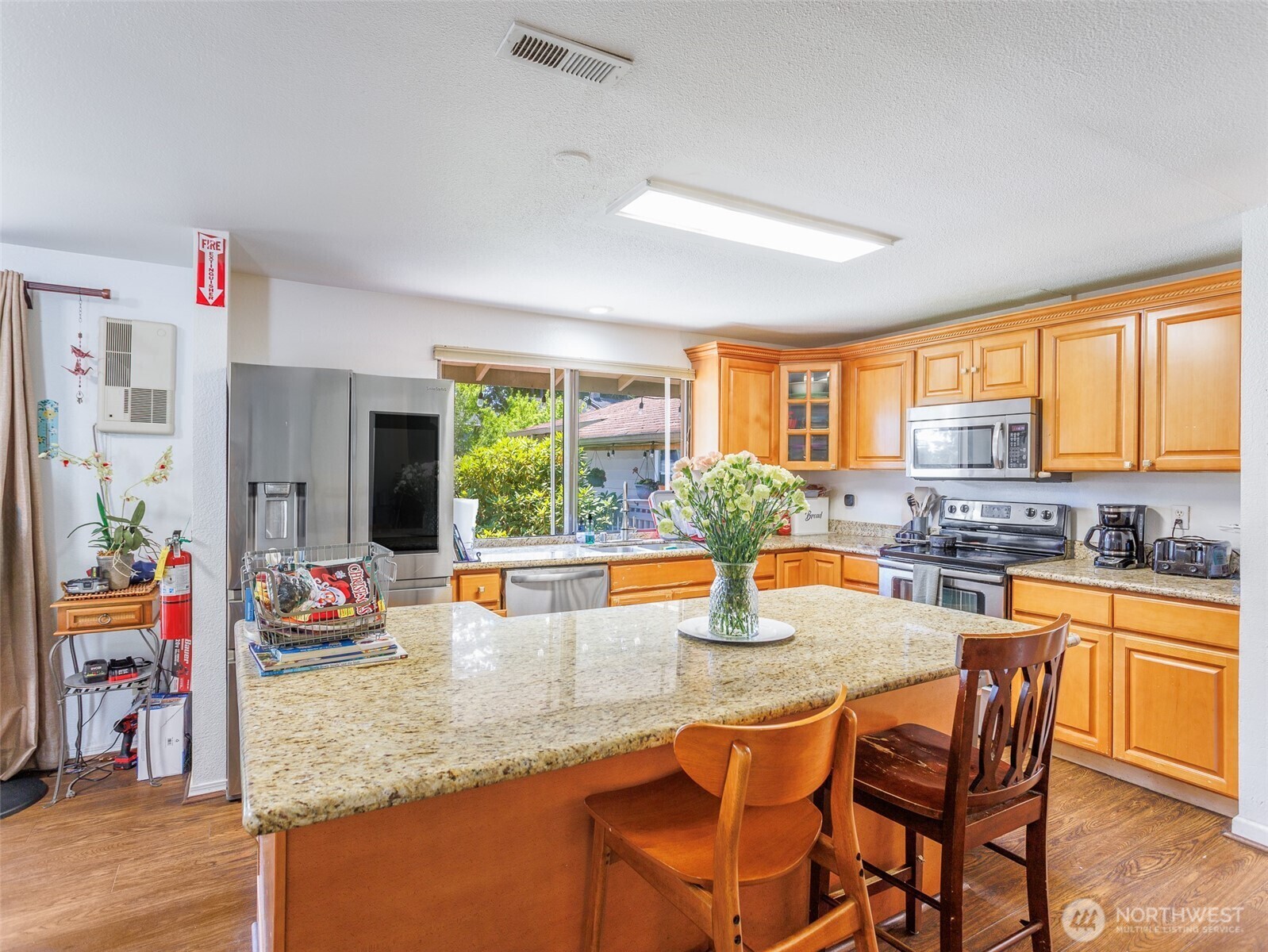Property Photo:  5707  173rd Place SW  WA 98037 