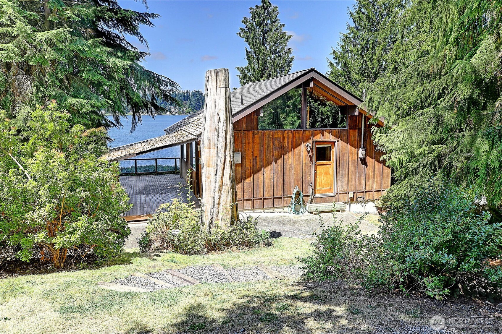 Property Photo: 16922 E Lake Goodwin Road WA 98292
