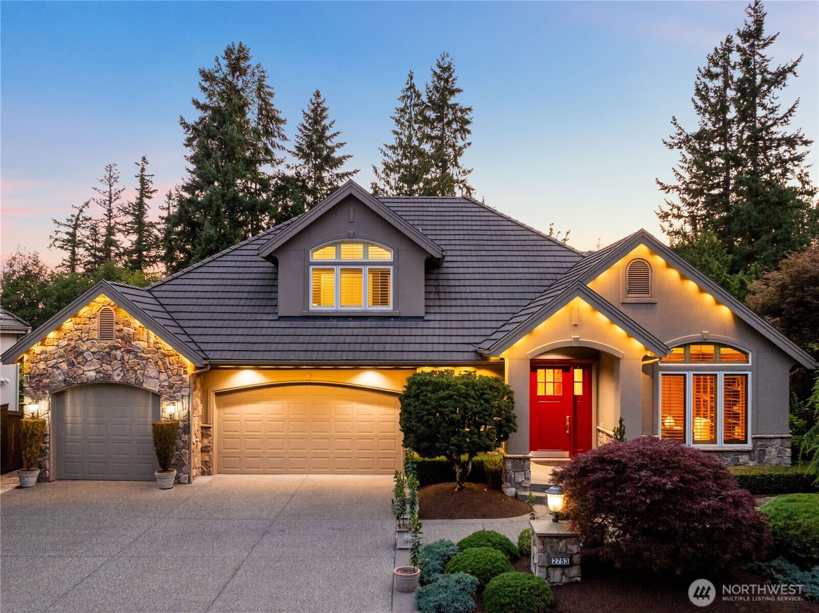 Property Photo:  2753  204th Lane NE  WA 98074 
