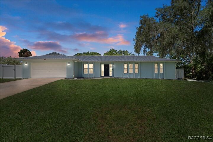 Property Photo:  4631 E Windmill Drive  FL 34453 