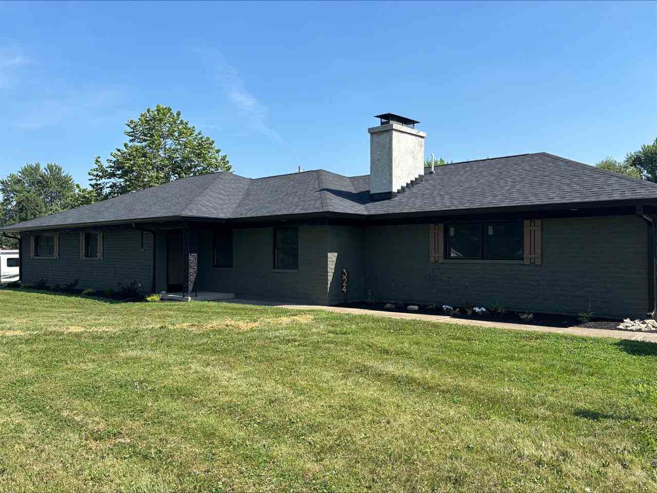 Property Photo:  324 Center Drive  IN 47331 