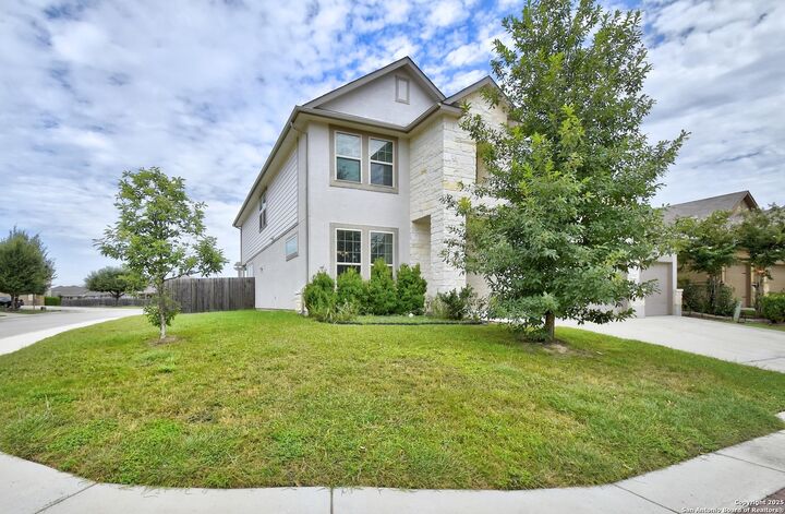 Property Photo:  8103 Lovela Bend  TX 78254 