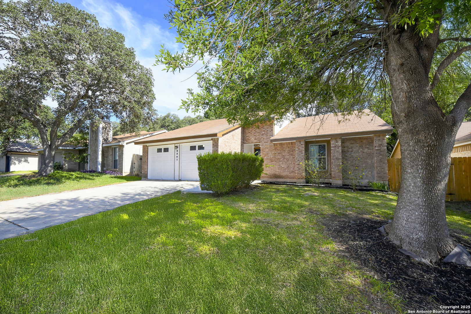 Property Photo: 9507 Brook Green TX 78250