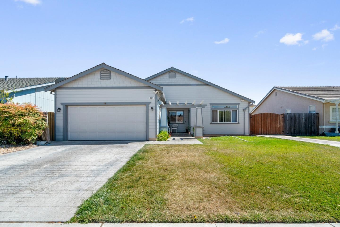 921 Steinbeck Drive  Hollister CA 95023 photo