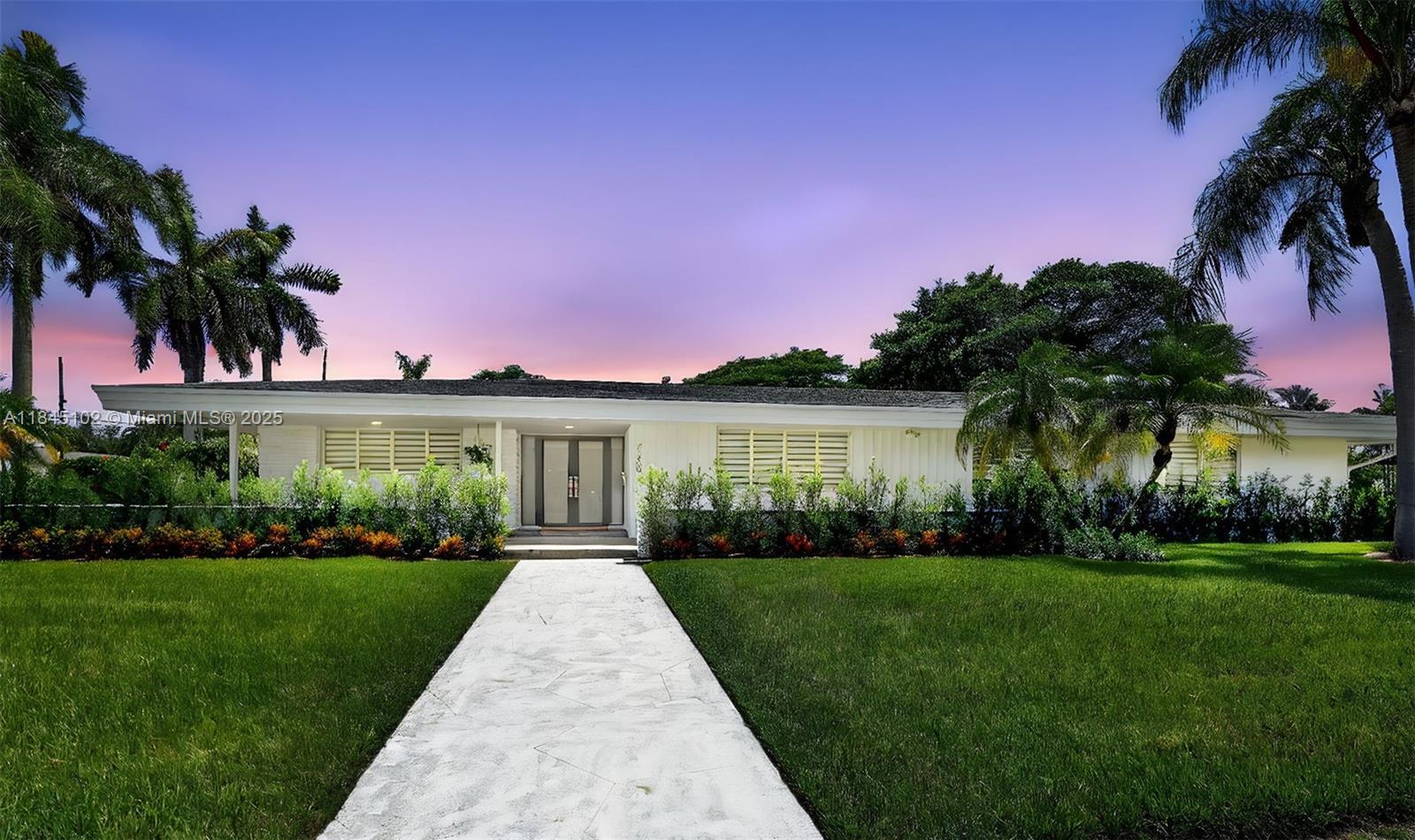 7200 SW 137th St  Palmetto Bay FL 33158 photo