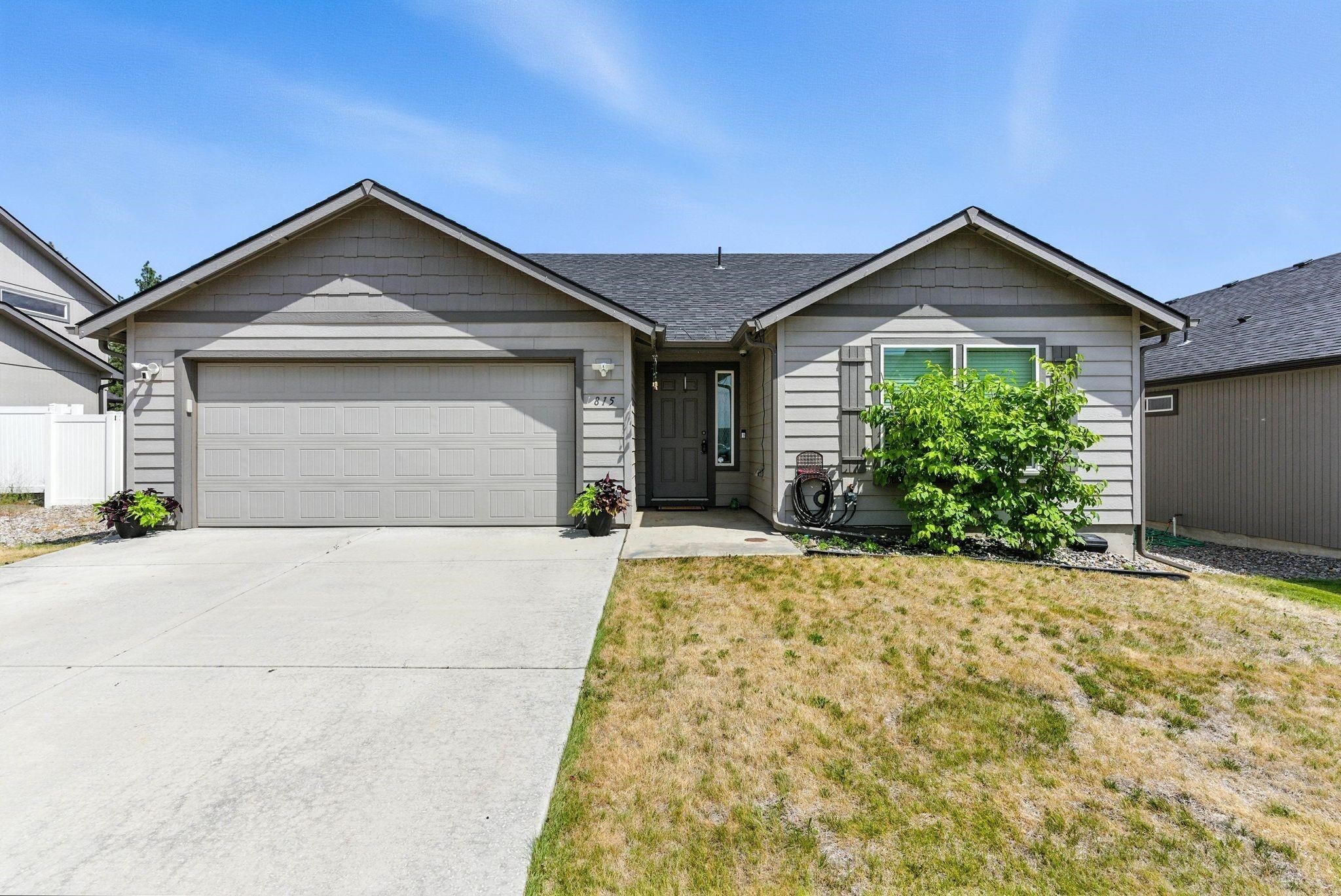Property Photo: 815 S Soda Rd WA 99224