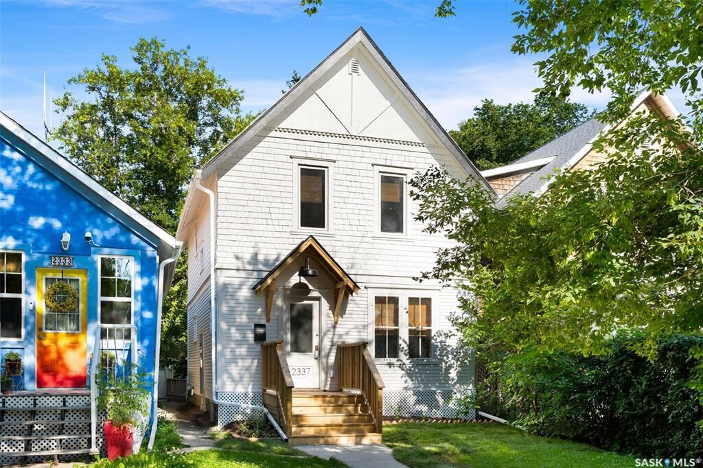 Property Photo:  2337 Cameron Street  SK S4T 2W2 