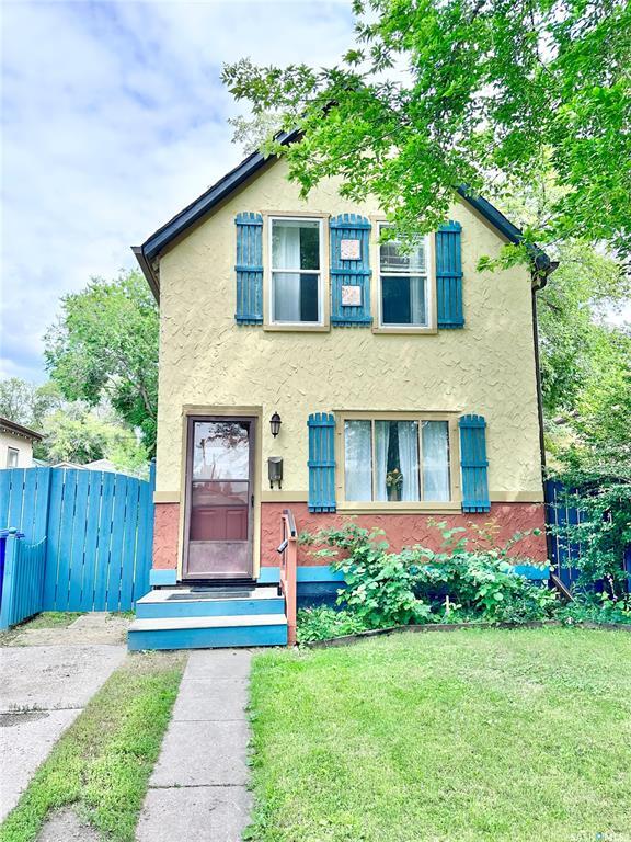 1026 L Avenue N  Saskatoon SK S7L 2R8 photo