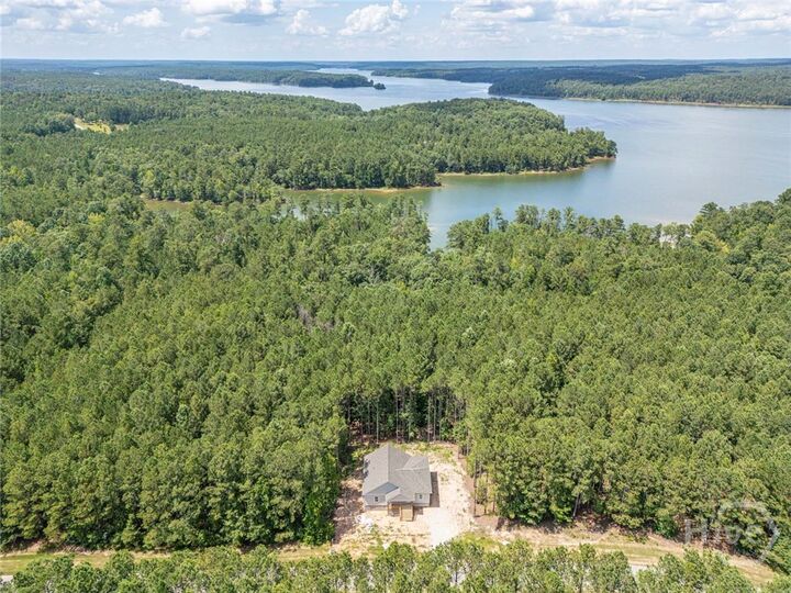 Property Photo:  1165 Watersedge Cove  GA 30668