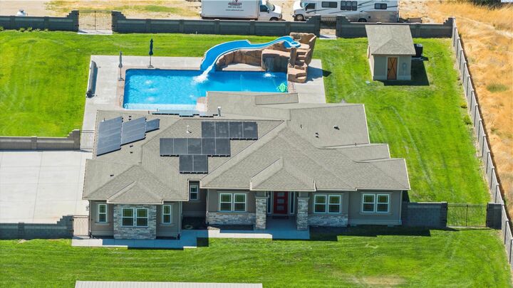 184 Gallant Rd  Burbank WA 99323 photo
