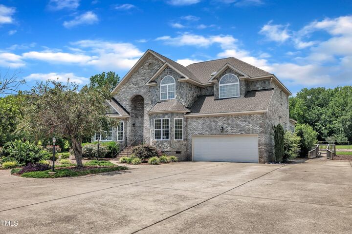 Property Photo: 430 Federal Road NC 27504