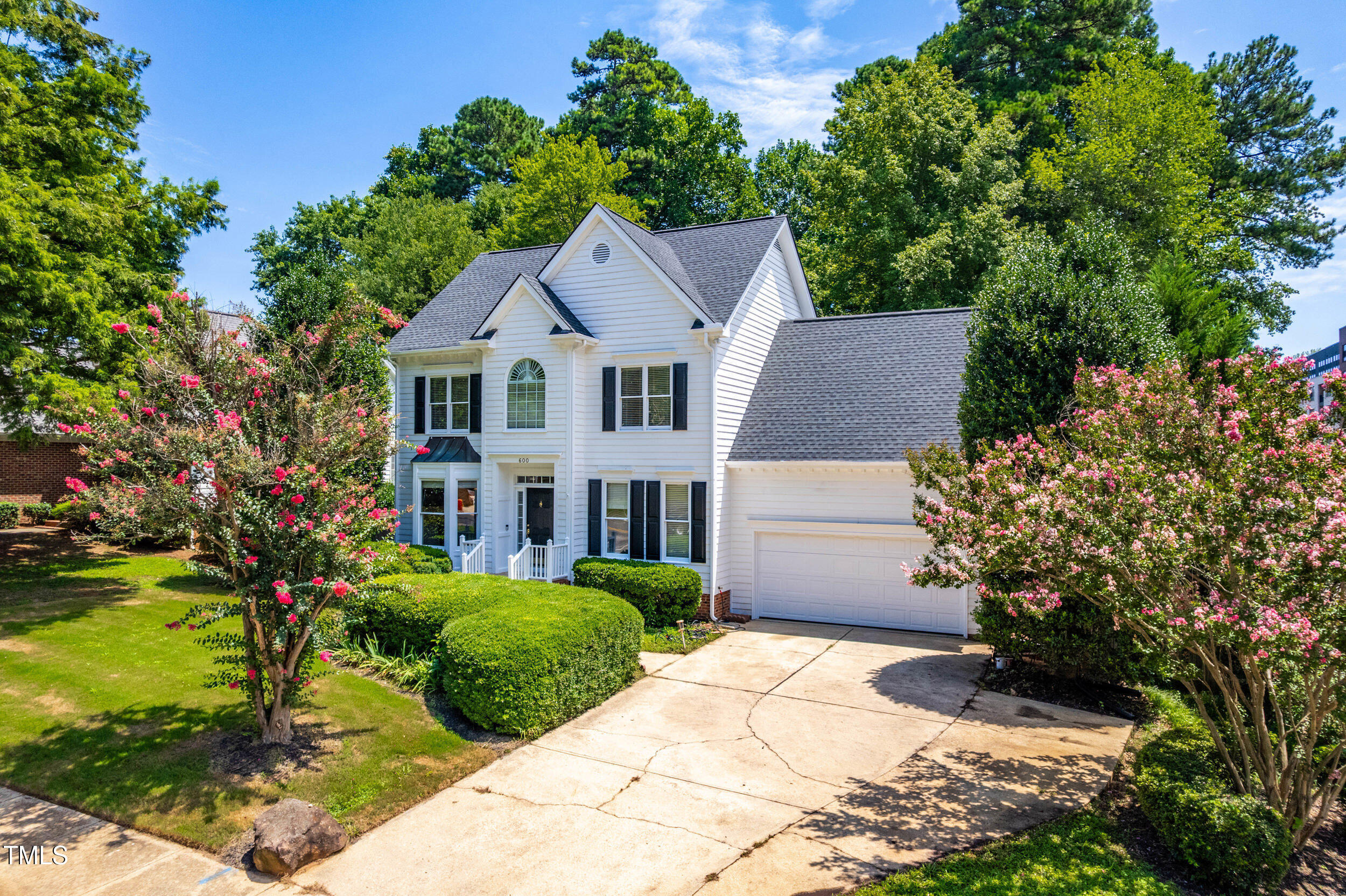 Property Photo: 600 Hardimont Road NC 27609
