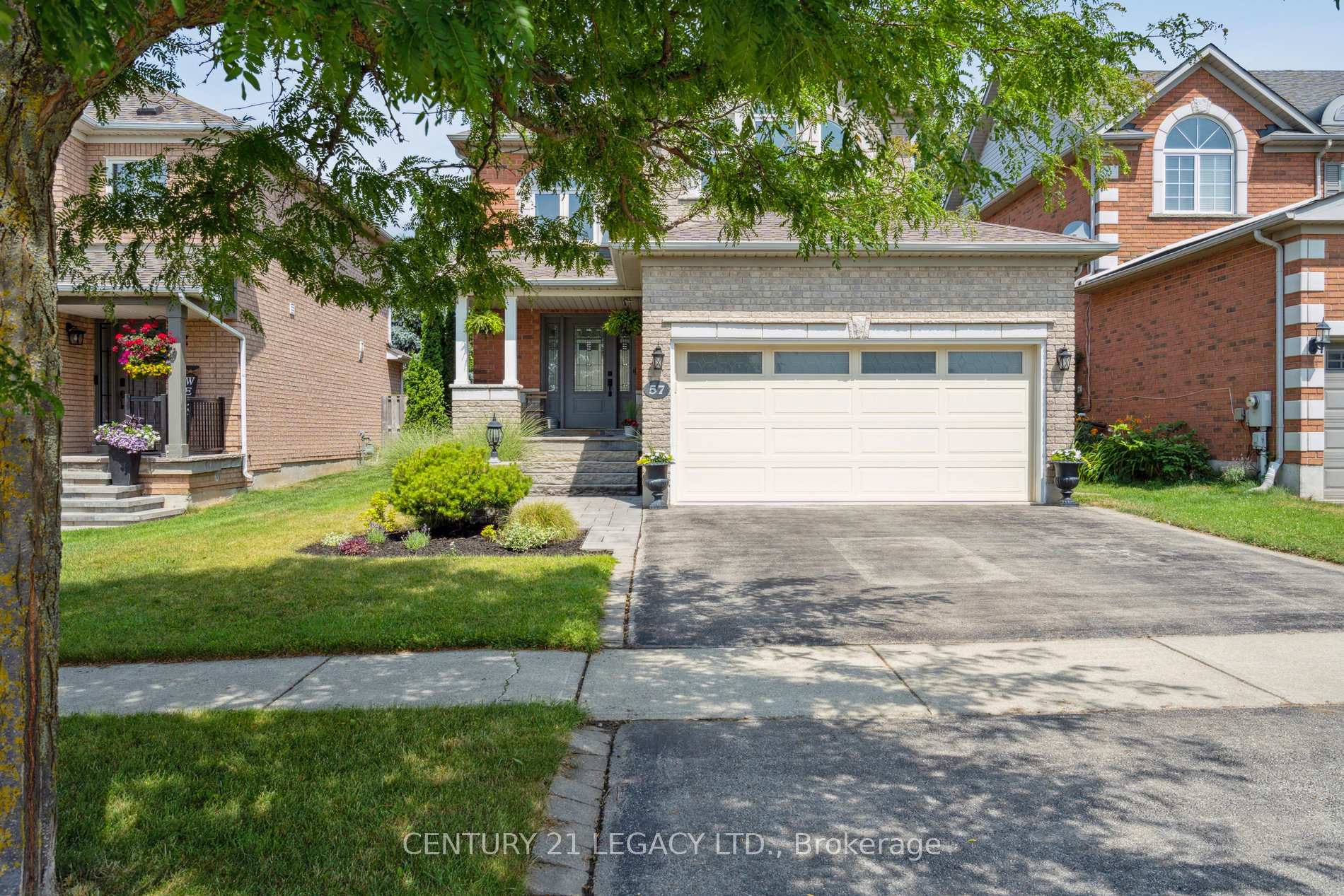 Property Photo: 57 Berton Boulevard ON L7G 6C7