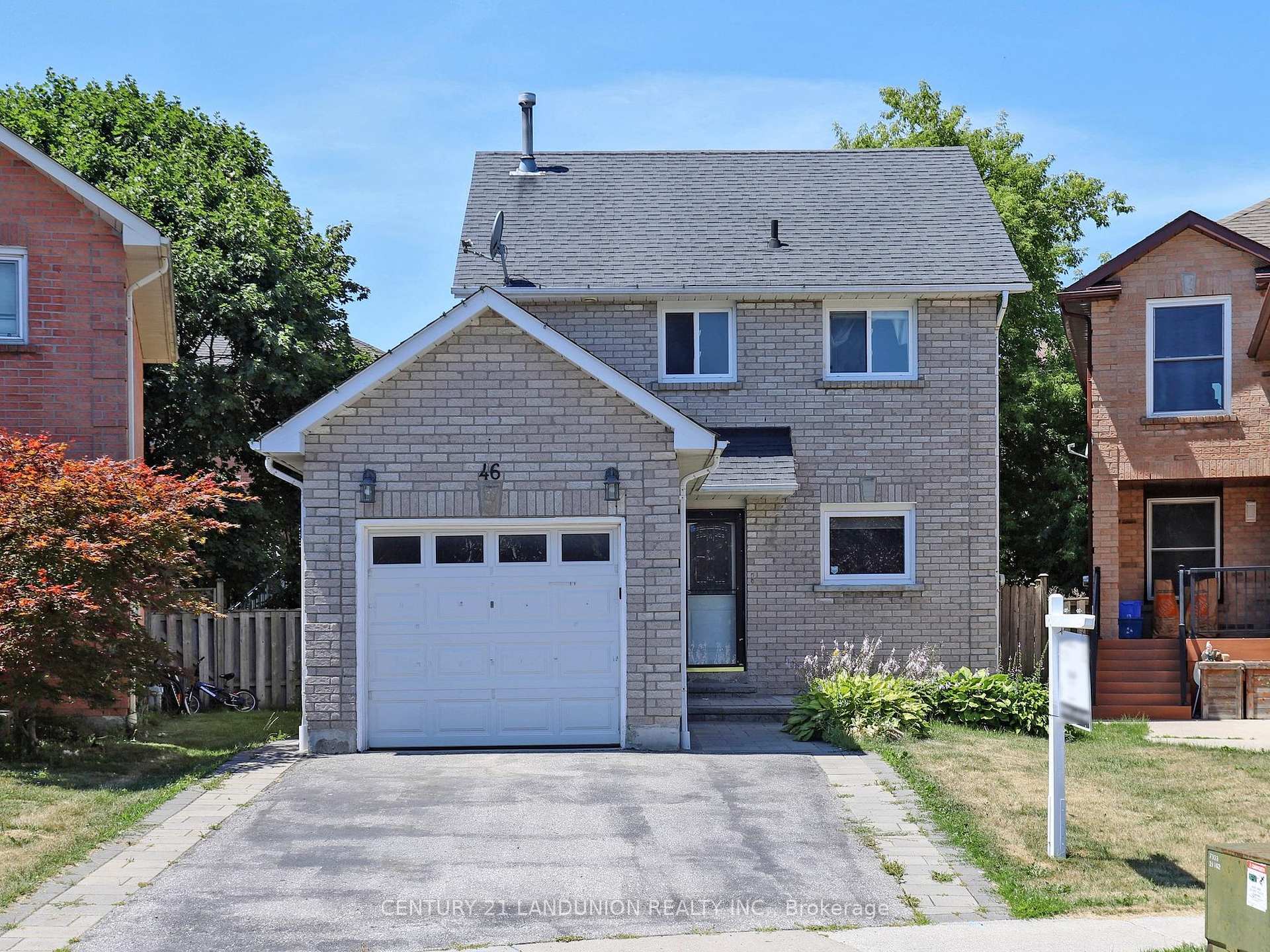 Photo de la propriété:  46 Deverill Crescent  ON L1T 1S7 