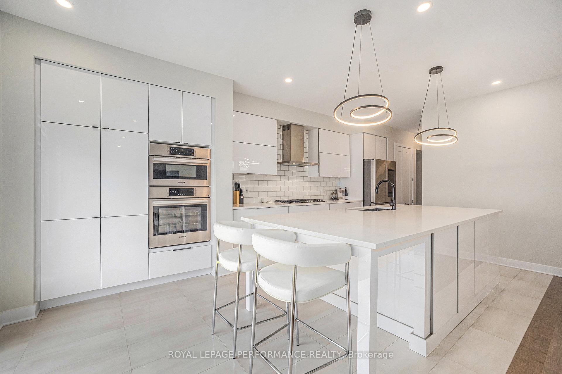 Property Photo:  233 Beaugency Street  ON K1W 0T2 