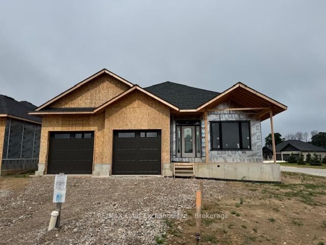 300 Ridge Street  Saugeen Shores ON N0H 2C3 photo