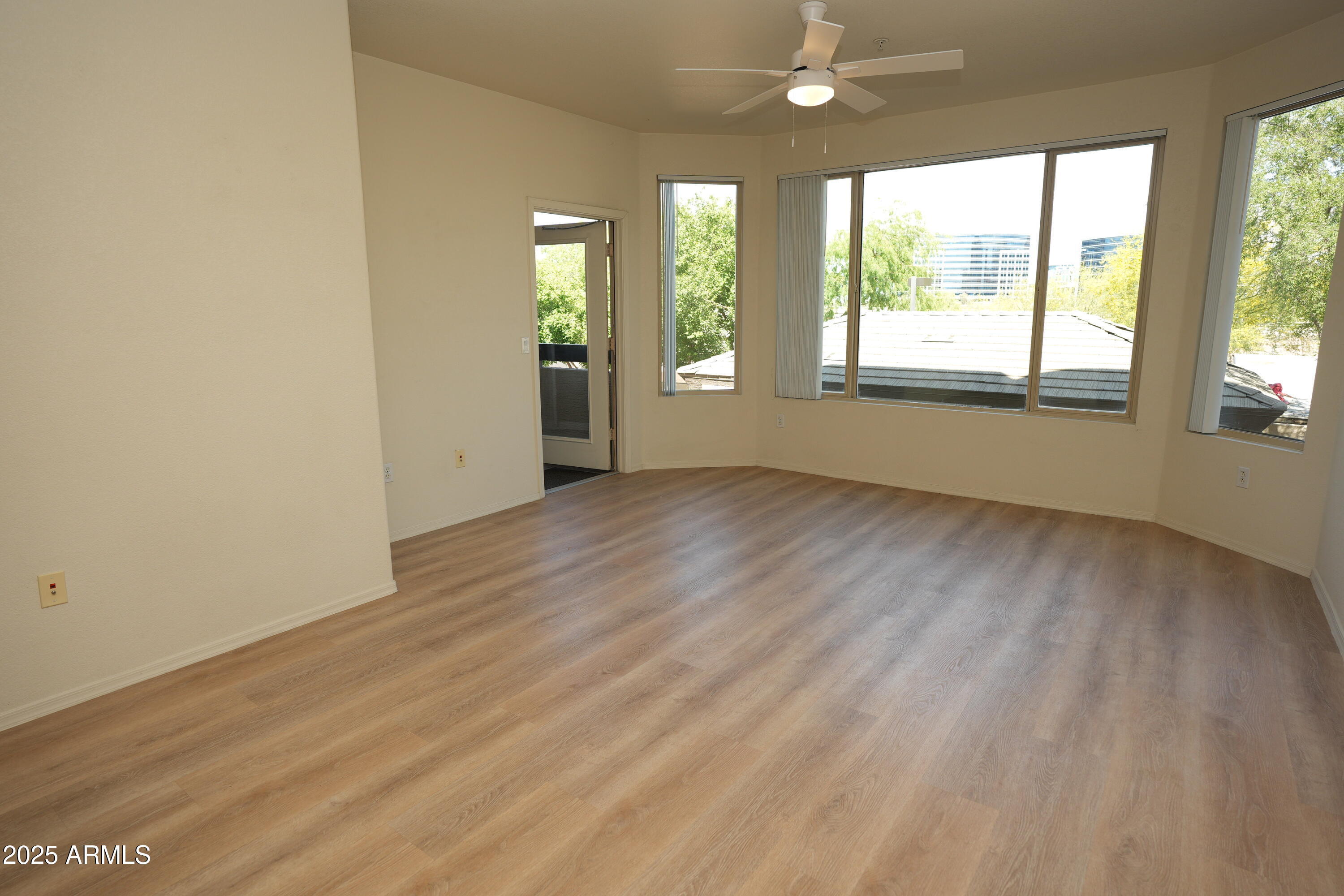 Property Photo:  435 W Rio Salado Parkway 210  AZ 85281 