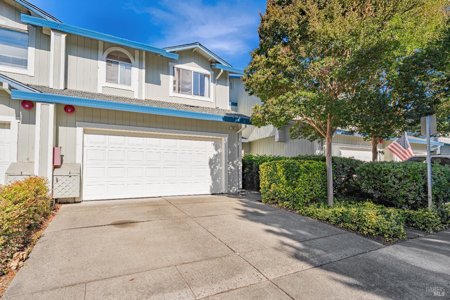 Property Photo: 10 Meridian Circle CA 94928