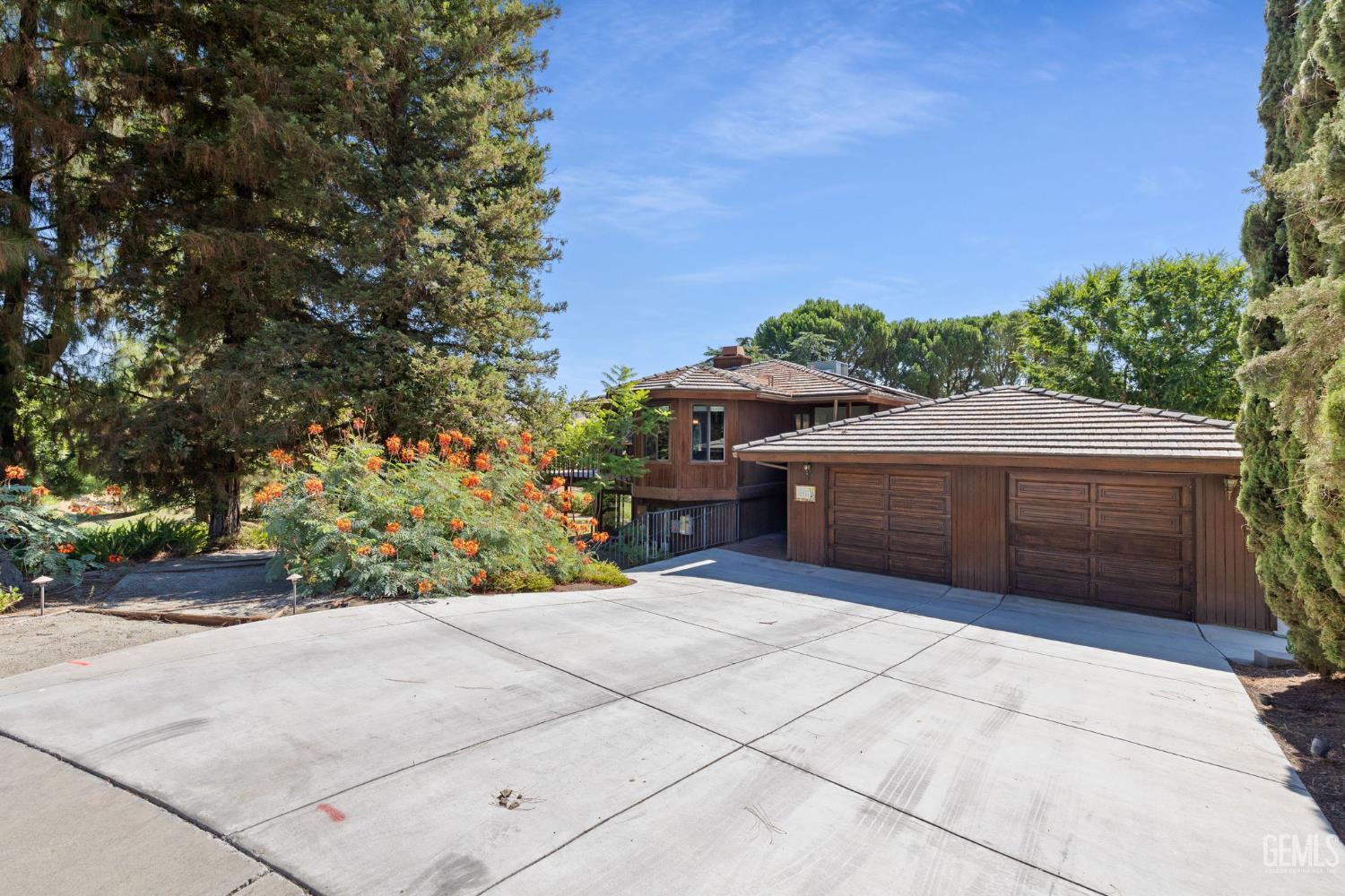 12714 Cattle King Drive  Bakersfield CA 93306 photo