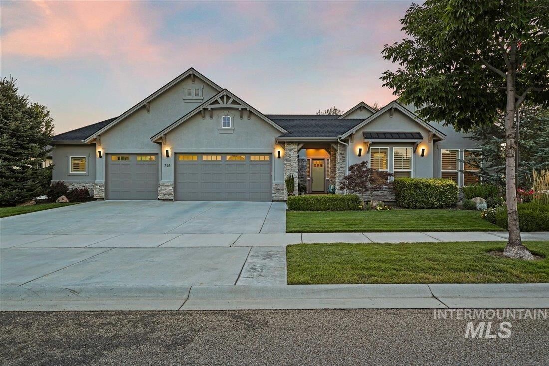 Property Photo: 751 S Mace Ranch Way ID 83616-4109