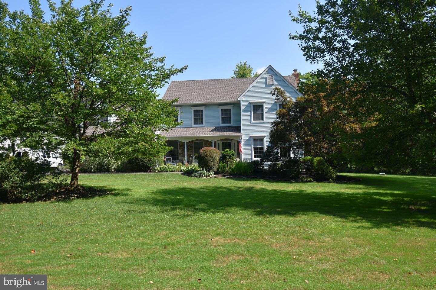 Property Photo:  3335 Gail Circle Circle  PA 18902 