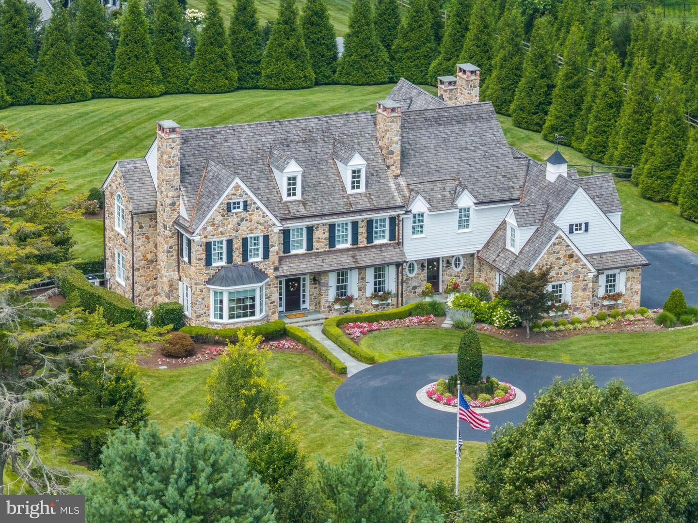 Property Photo: 2211 White Horse Road PA 19312