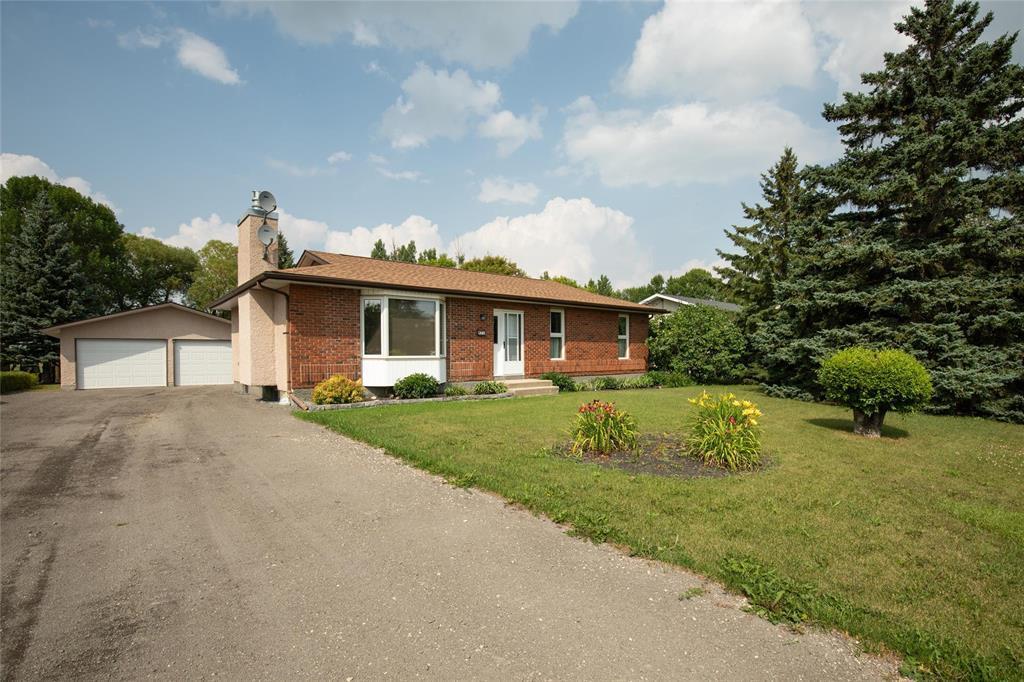Property Photo:  471 Elm Street  MB R0A 0T0 