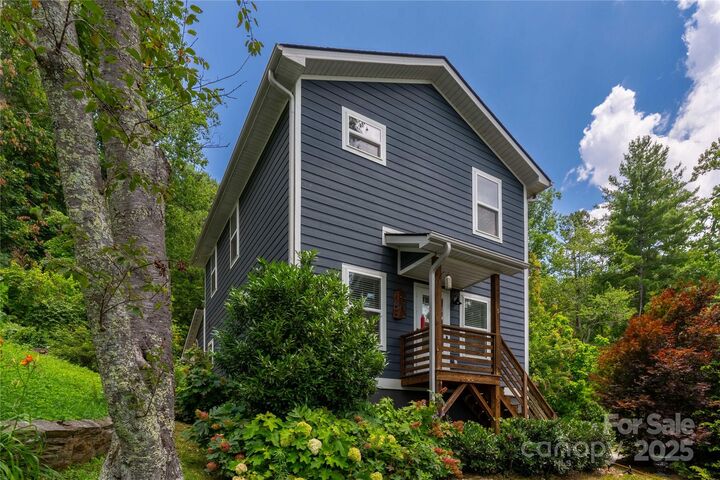 Property Photo: 5 Koenig Way NC 28804