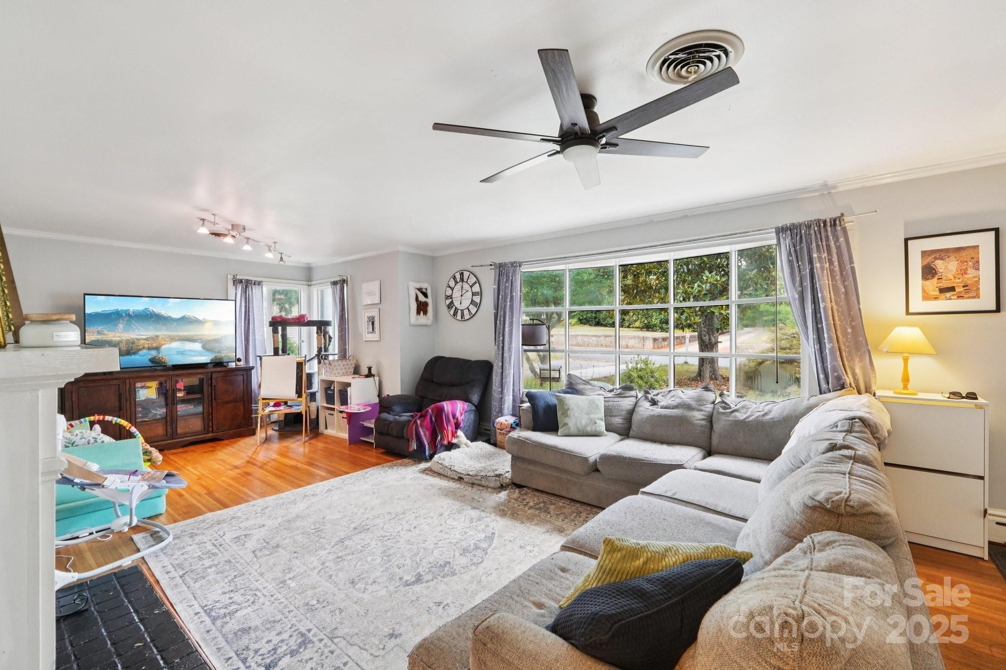 Property Photo: 522 Sunnyside Drive SE NC 28025