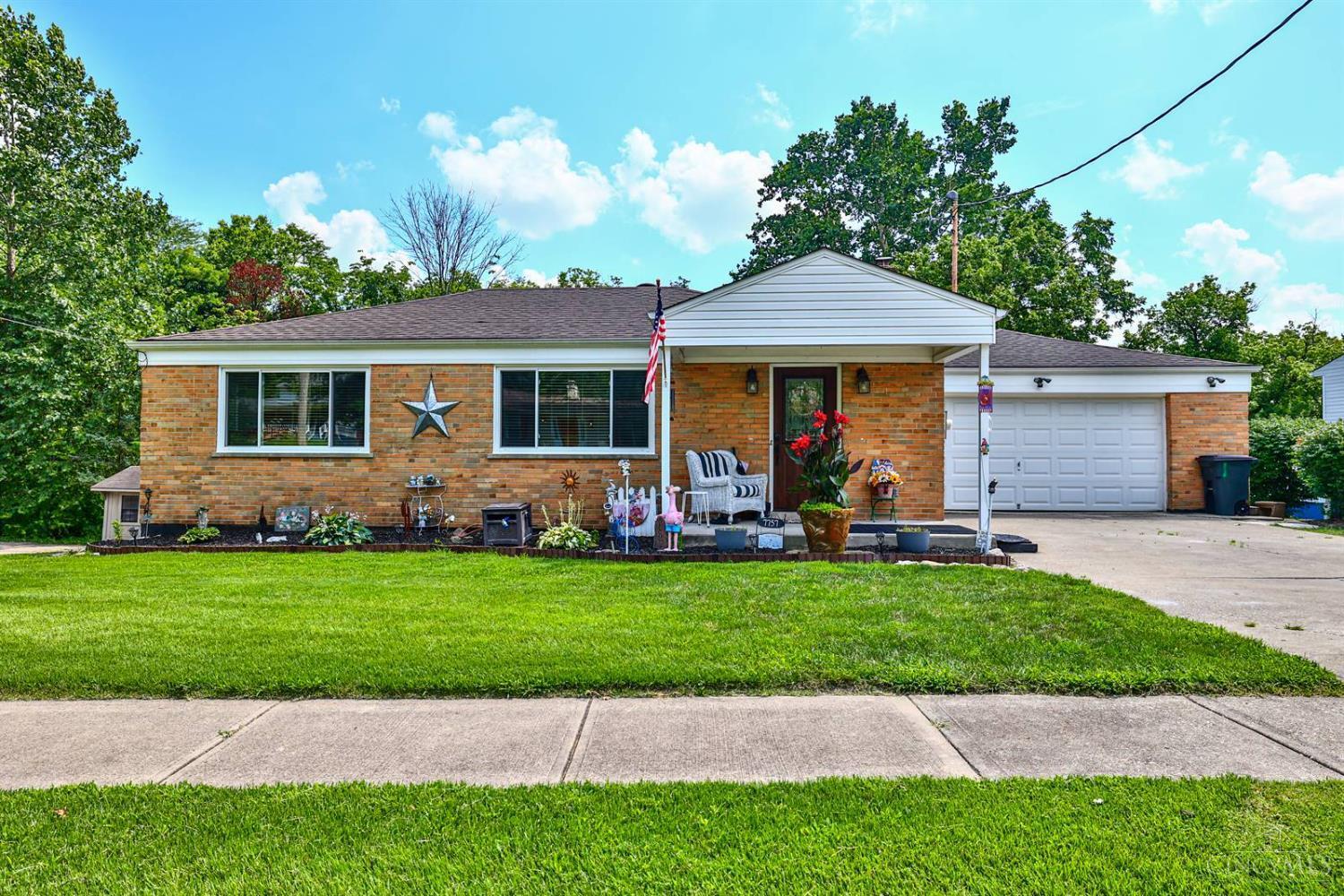 7757 Jandaracres Drive  Cincinnati OH 45248 photo