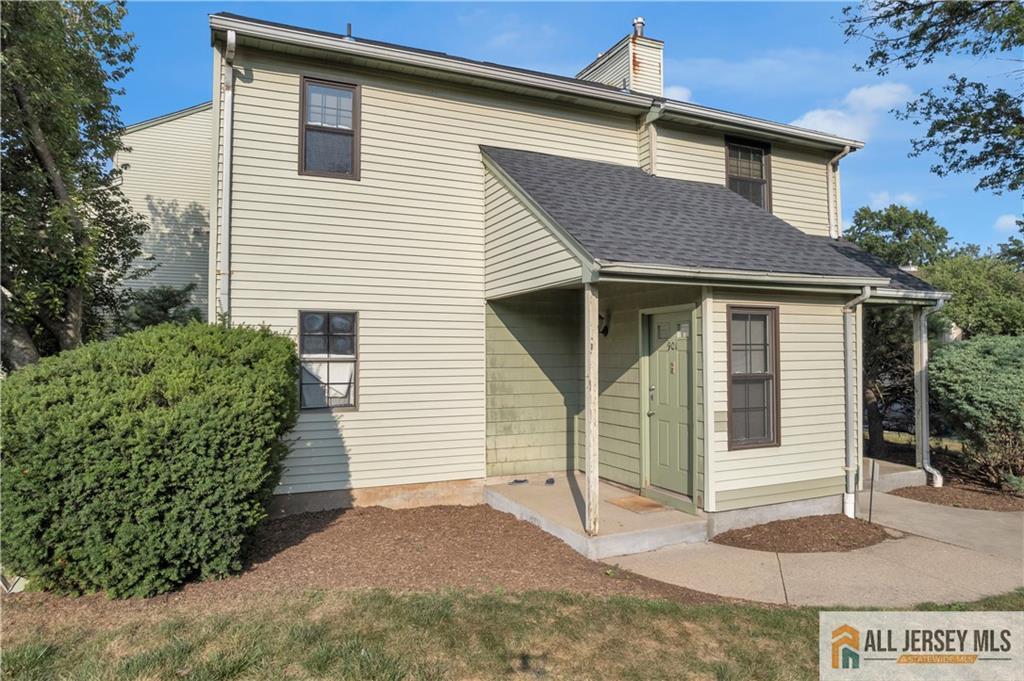 Property Photo: 901 Woodbridge Commons Way 901 NJ 08830