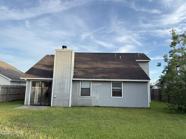 Property Photo:  606 Krystal Lane  FL 32444 