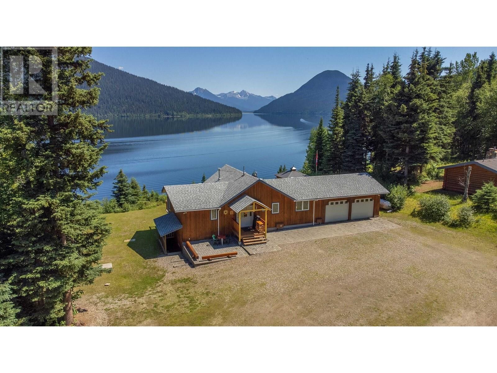 Property Photo:  4490 Bowron Lake Road  BC V0K 2R0 