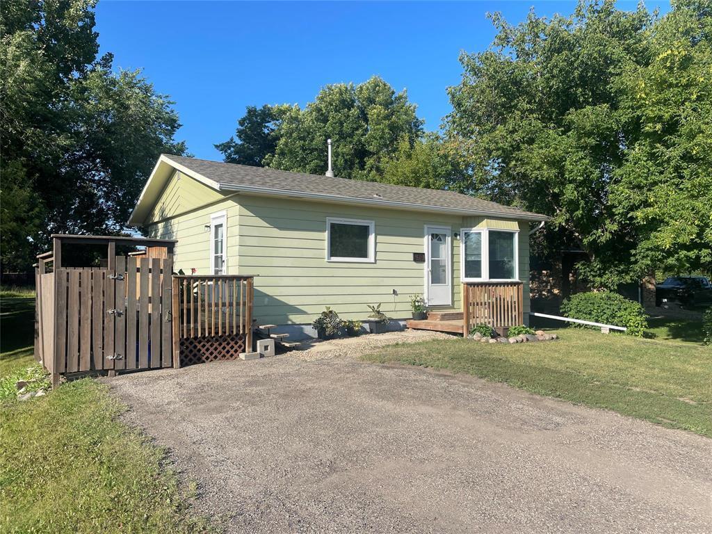 Property Photo: 159 Maple Avenue MB R0M 0T0