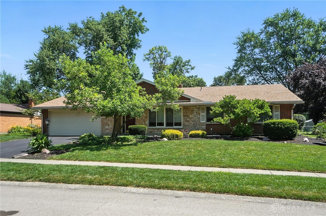 Property Photo:  5124 Cloudsdale Drive  OH 45440 